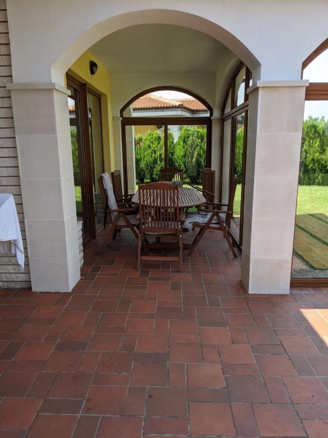 Lighthouse Golf Apart Complex&Villas 巴尔奇克 外观 照片