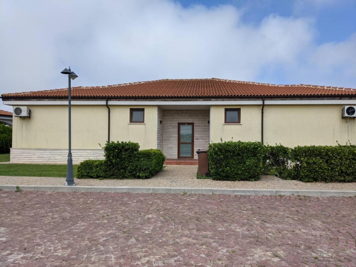 Lighthouse Golf Apart Complex&Villas 巴尔奇克 外观 照片