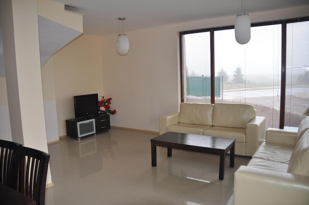 Lighthouse Golf Apart Complex&Villas 巴尔奇克 客房 照片