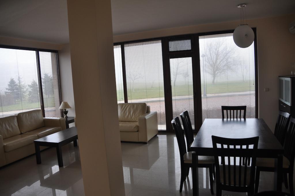 Lighthouse Golf Apart Complex&Villas 巴尔奇克 外观 照片