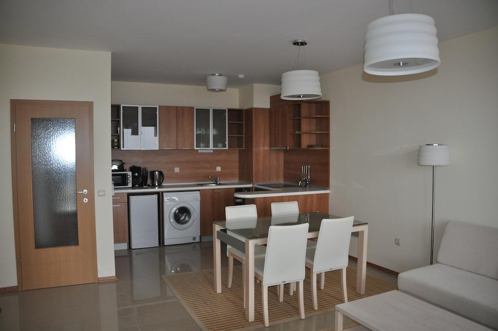 Lighthouse Golf Apart Complex&Villas 巴尔奇克 客房 照片