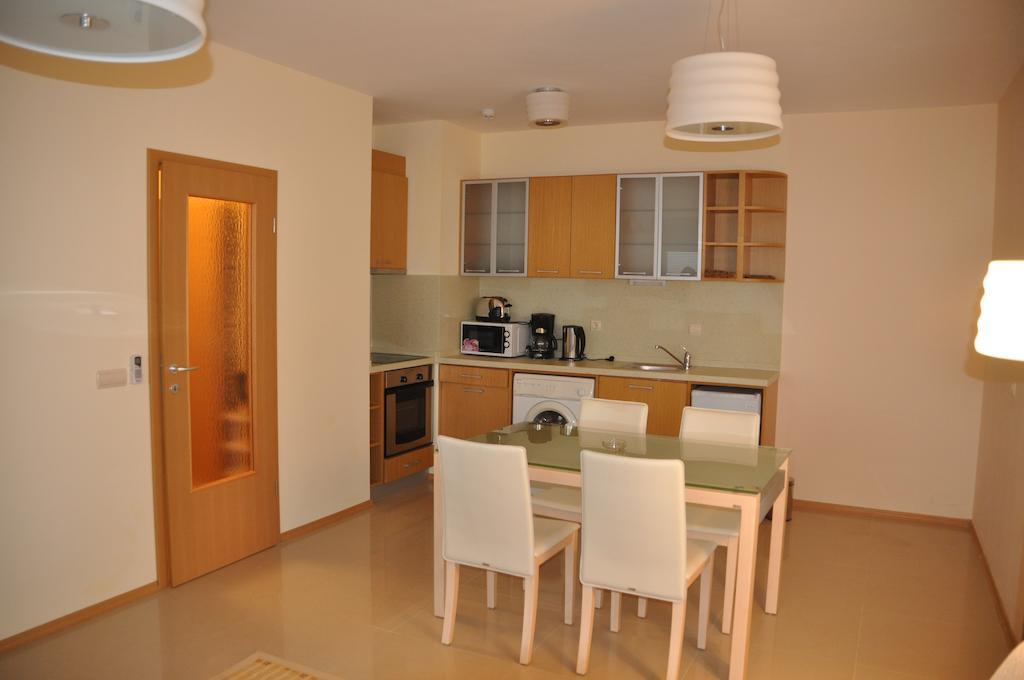 Lighthouse Golf Apart Complex&Villas 巴尔奇克 客房 照片
