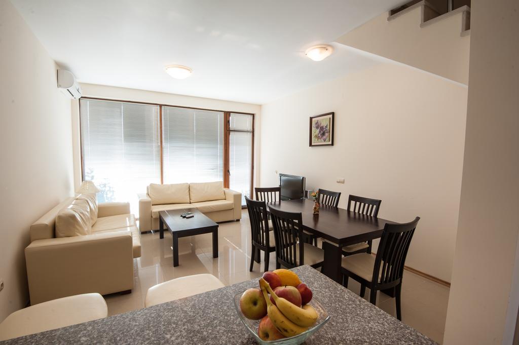 Lighthouse Golf Apart Complex&Villas 巴尔奇克 外观 照片
